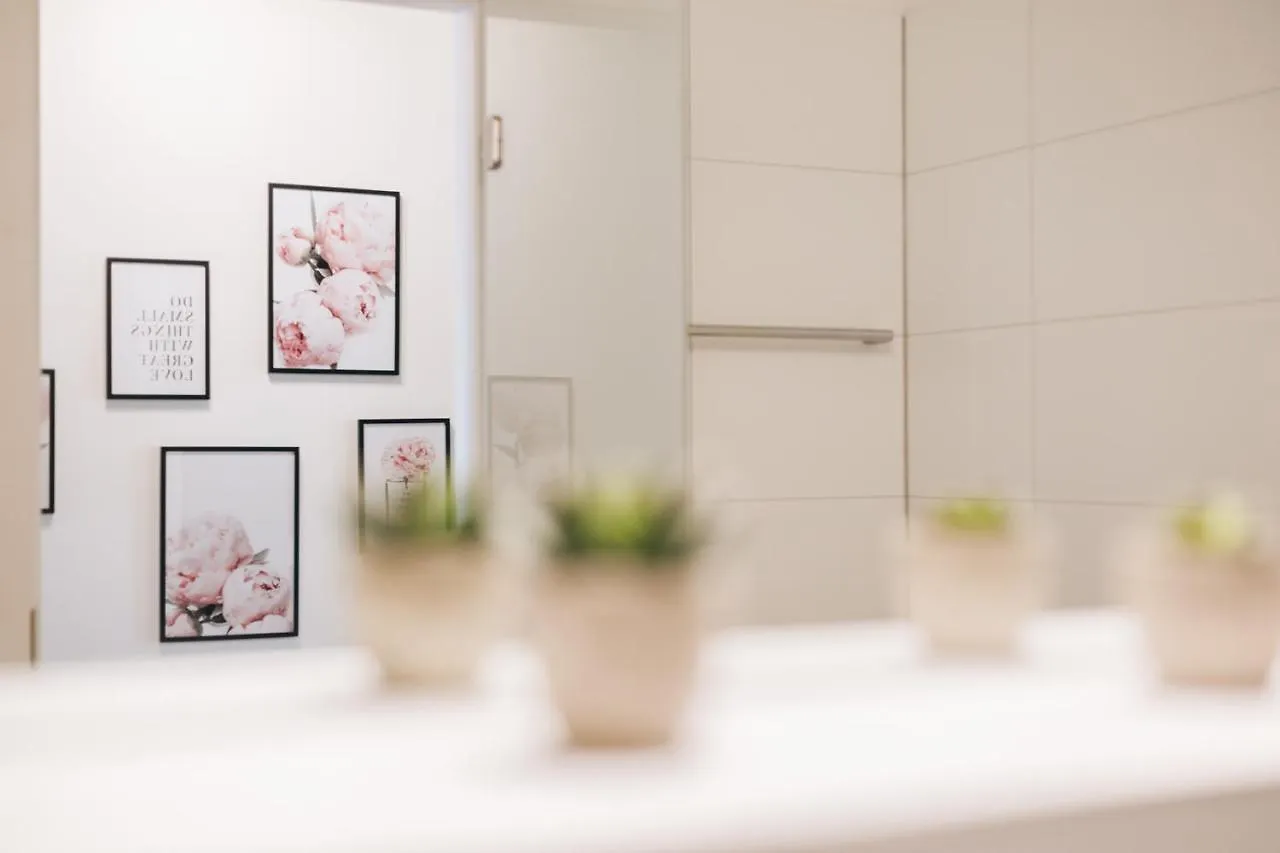 Apartment Stilvolle 4-Raumwohnung Im Zentrum Von Dresden