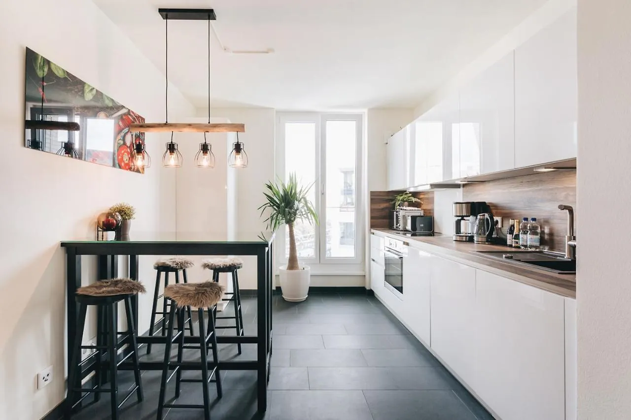 Apartment Stilvolle 4-Raumwohnung im Zentrum von Dresden