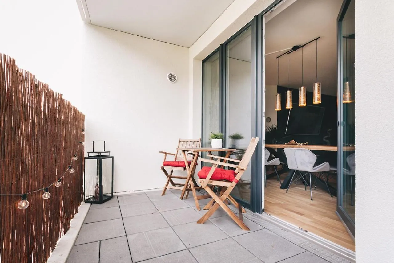 Stilvolle 4-Raumwohnung Im Zentrum Von Dresden